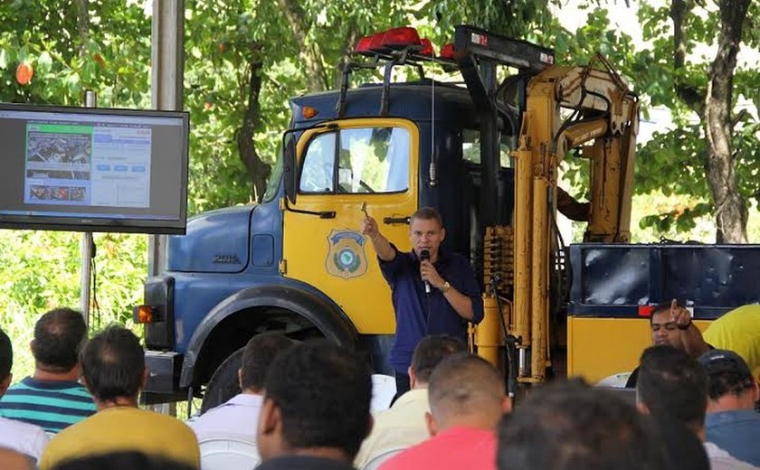 PRF realiza leilão de veículos apreendidos em Alagoas