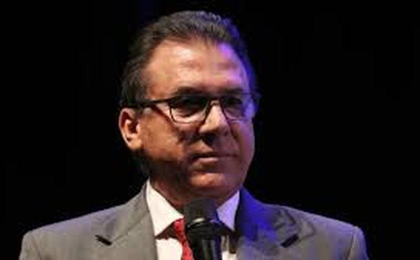 Em pronunciamento, Marinho destaca políticas para os trabalhadores