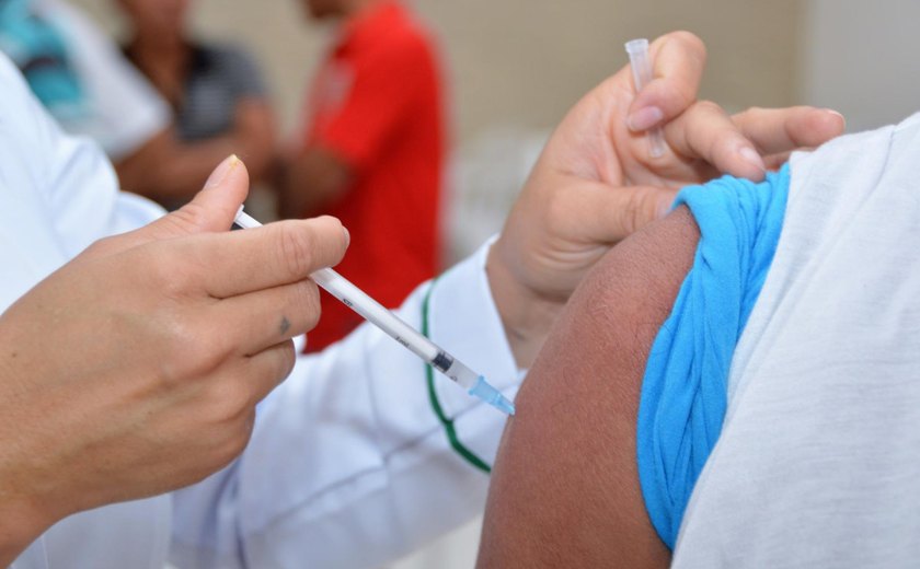 Alagoas já vacinou quase 80% da população com a 1ª dose do imunizante contra a Covid-19