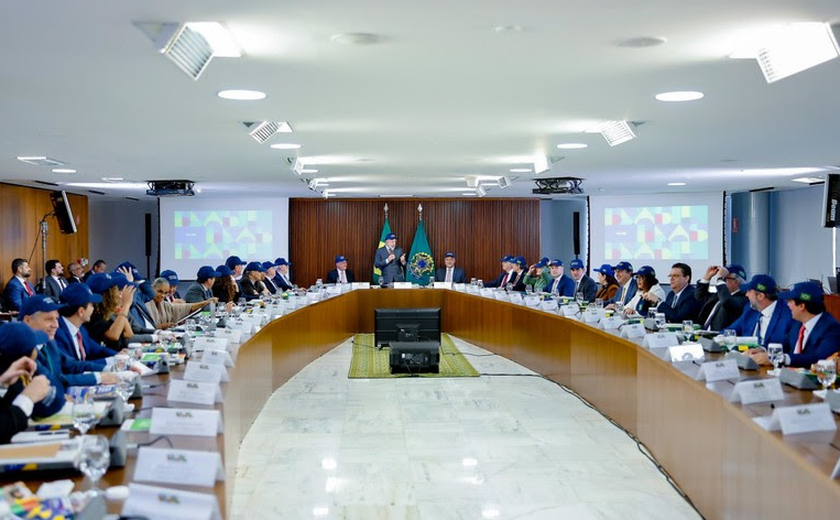 Lula defende soberania, negociação e multilateralismo em reunião ministerial