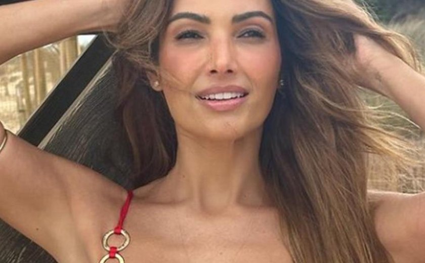 Famosas como Patrícia Poeta, Marina Sena e Anitta 'invadem' Ibiza no verão europeu