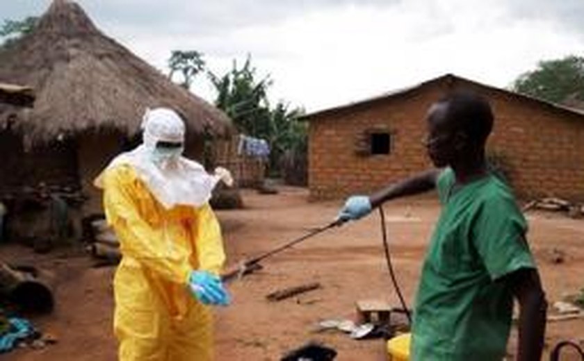 Ebola: vacina será testada na África em janeiro, diz OMS