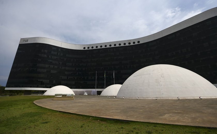 Inscrições para concurso da Justiça Eleitoral terminam nesta terça