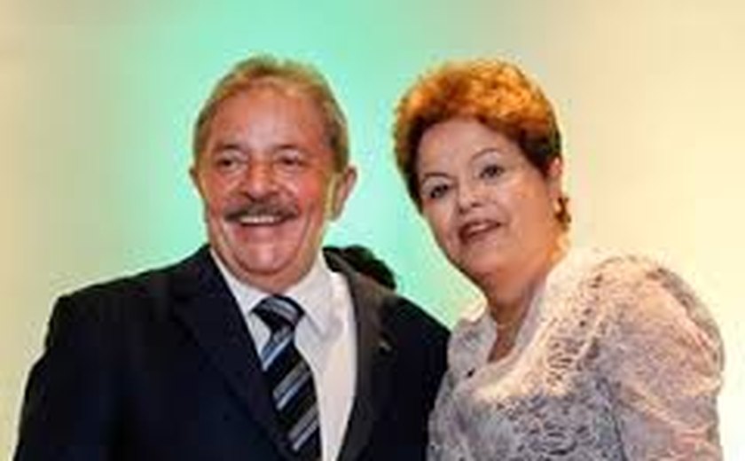 Dilma e Lula se reúnem para falar de reforma ministerial