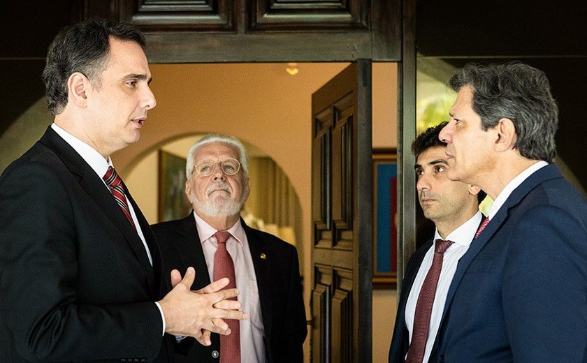 À espera do arcabouço fiscal, LDO pode tramitar em paralelo ao Orçamento
