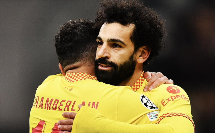 Partida entre Liverpool, líder do Campeonato Inglês, e Everton é adiada devido ao mau tempo
