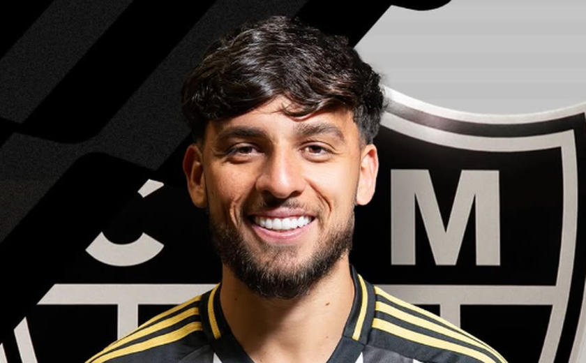 Biel faz juras de amor ao Atlético-MG após frustração com o Corinthians e já pode estrear
