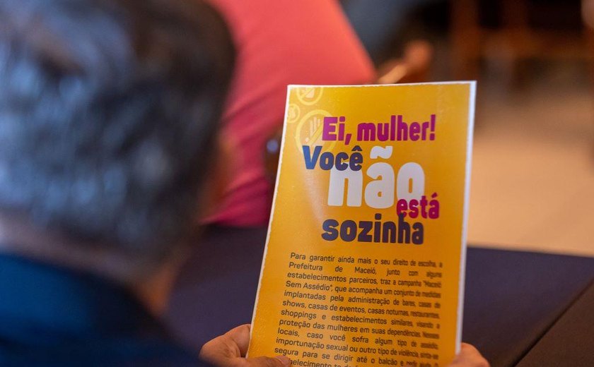 Prefeitura realiza capacitação sobre assédio com ambulantes da orla marítima de Maceió