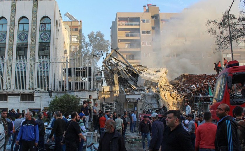 Em meio a ataques, Síria pede que militares de Israel deixem o país