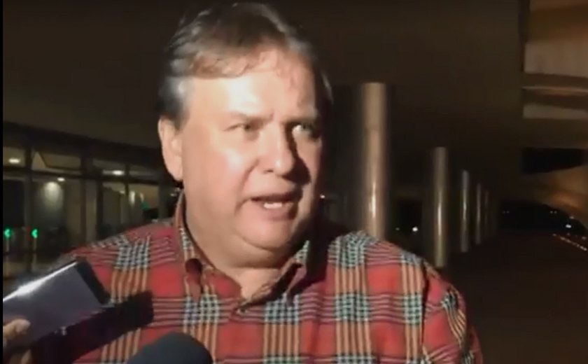 ‘Não dá pra ficar calado com abuso do preço do combustível’, diz líder caminhoneiro