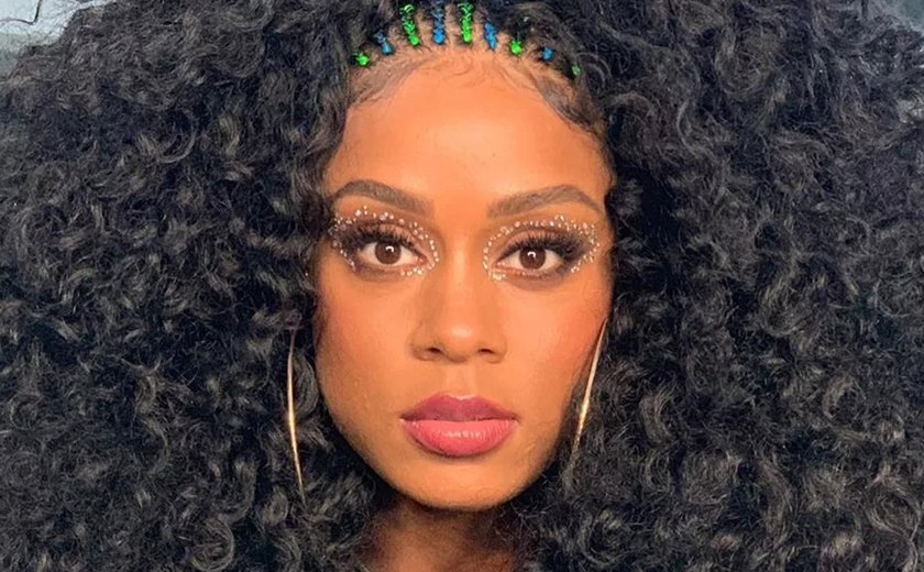 MC Rebecca lança música ‘Catucada de leve’, com MC Zaquin