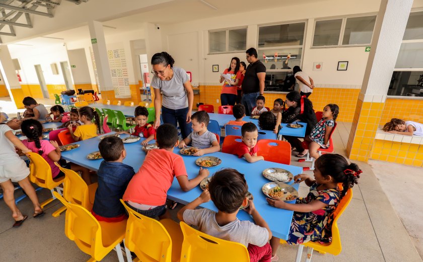 Reforço da alimentação escolar em Maceió tem investimentos de mais de R$ 4,5 milhões em 2023