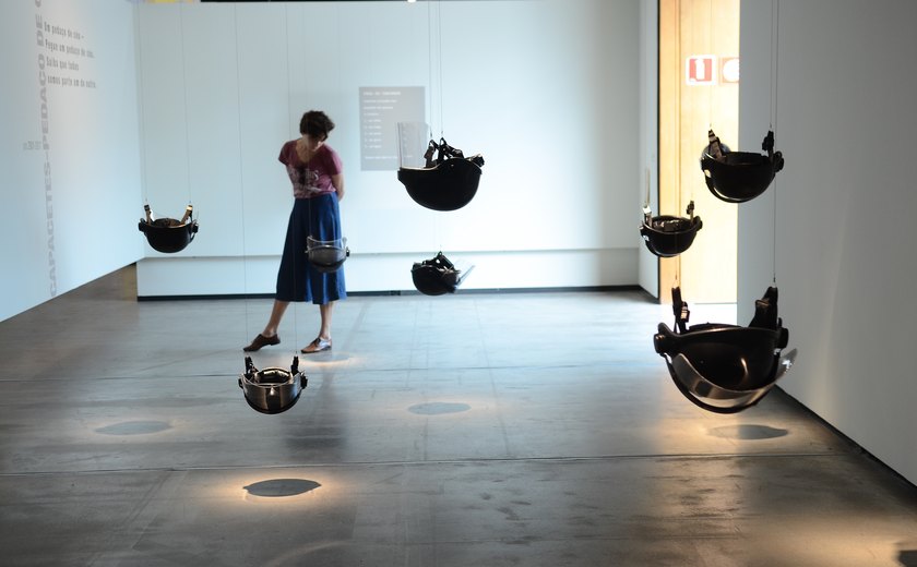 Museu de Londres reúne obra de Yoko Ono