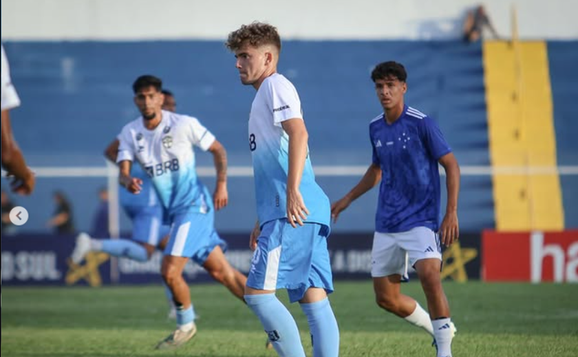 Cruzeiro sofre gol no fim e estreia com empate contra o Real Brasília pela Copinha