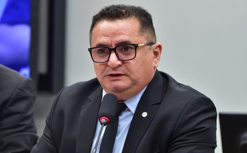 Comissão aprova projeto que cria vestibular especial para ingresso de pessoa idosa em universidade