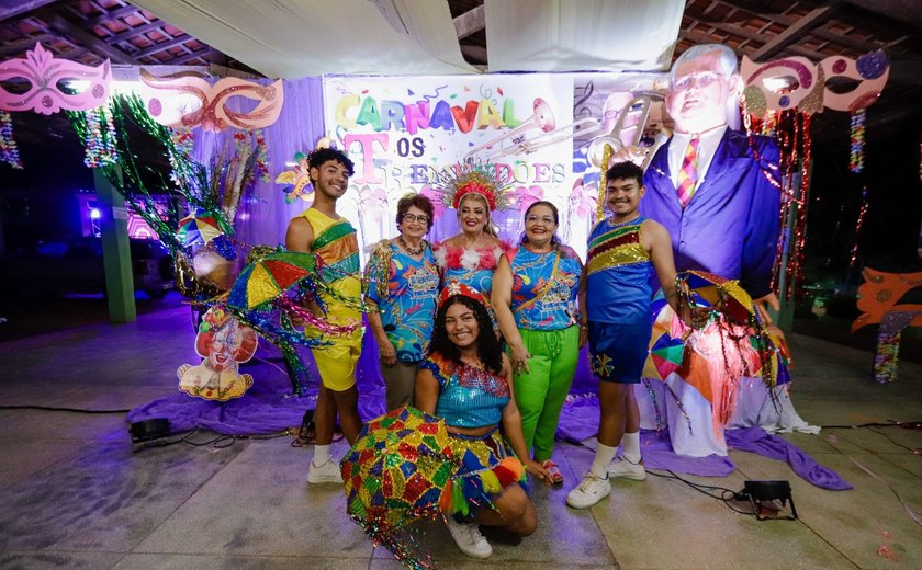 Bloco da Saudade encerrou a noite de sexta (21) com muito frevo; prévias continuam neste sábado (22) com Andorinha, O Bloco