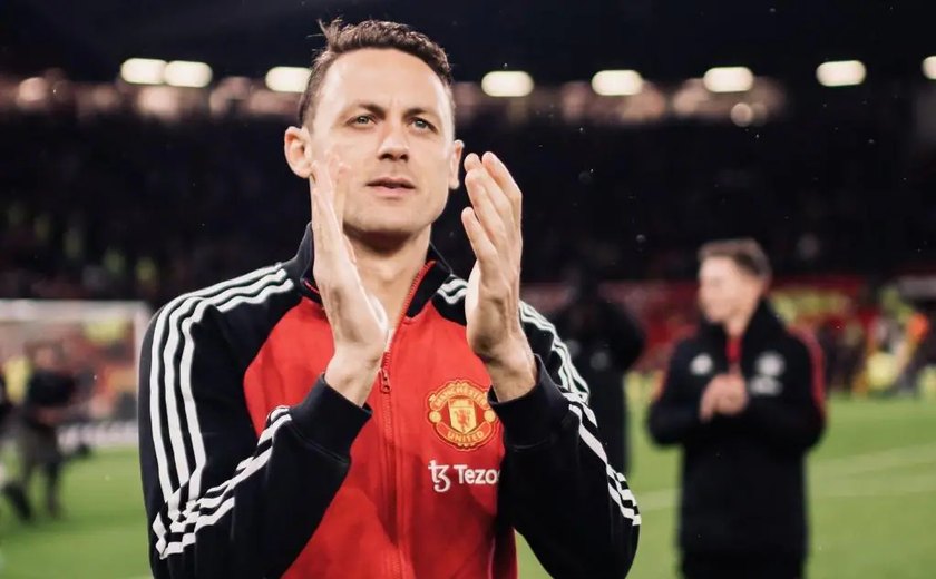 Manchester United vence Brentford em jogo com clima de despedida no Old Trafford
