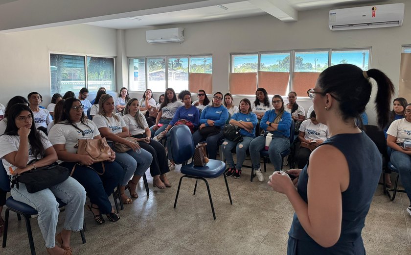 Profissionais do Saúde da Gente participam de oficina sobre programa de controle do tabagismo