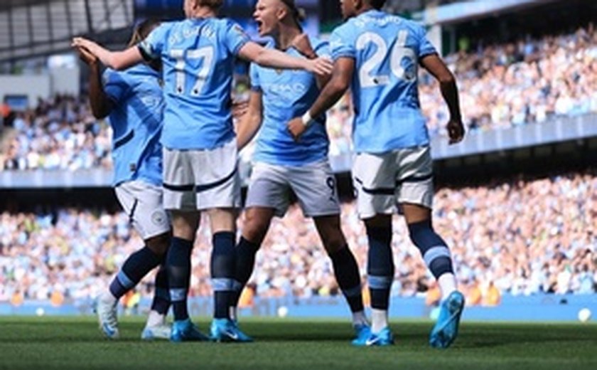Manchester City leva susto, mas Haaaland marca 3 e time goleia o novato Ipswich no Inglês