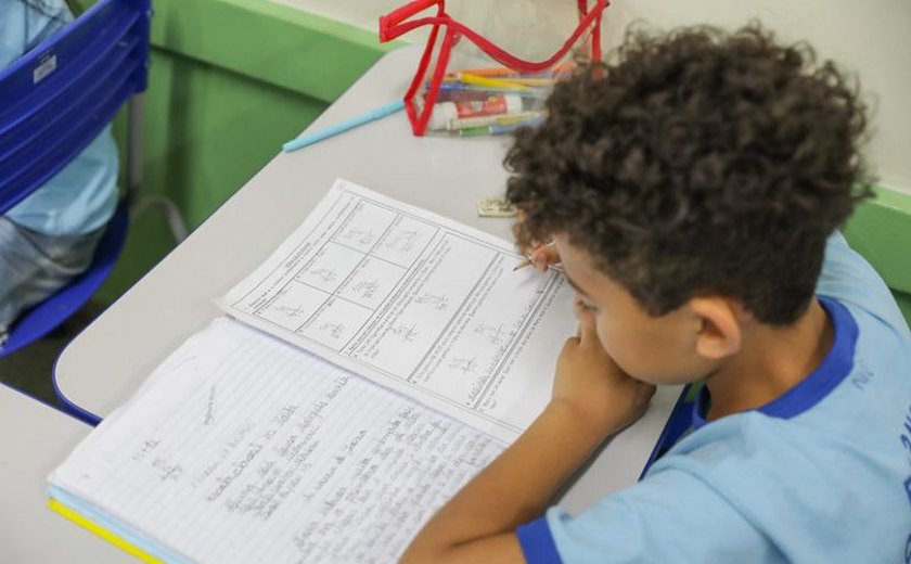 Audiência na Câmara avalia o Sistema Nacional de Educação