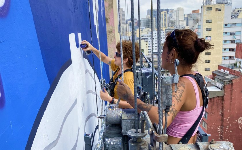 Em homenagem aos 120 anos de Nise da Silveira, artista cria mural gigante em prédio de São Paulo