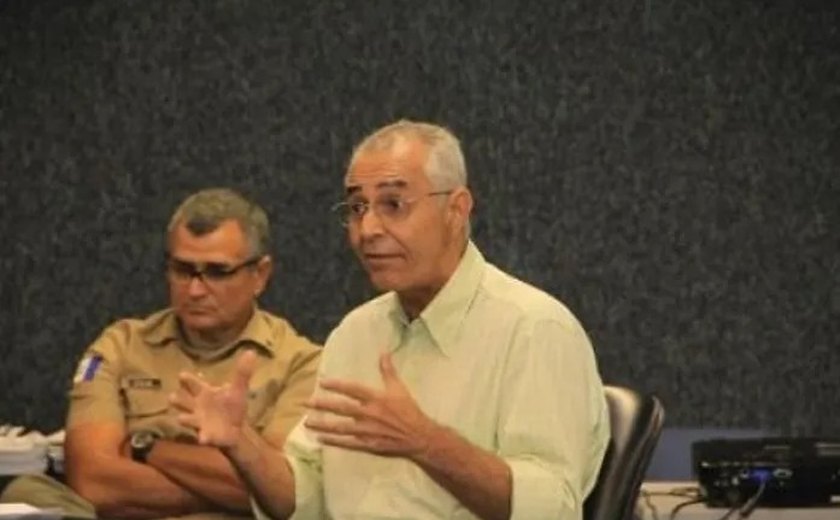 Ex-prefeito de Satuba, Aldaberon de Morais, é assassinado ao sofrer atentado no Centro de Maceió