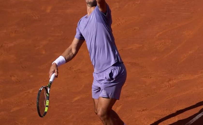 Alcaraz vence sérvio na estreia no Masters de Roma em seu retorno ao circuito