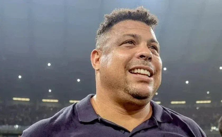 Ronaldo Fenômeno assina acordo para a venda do Valladolid a grupo dos EUA
