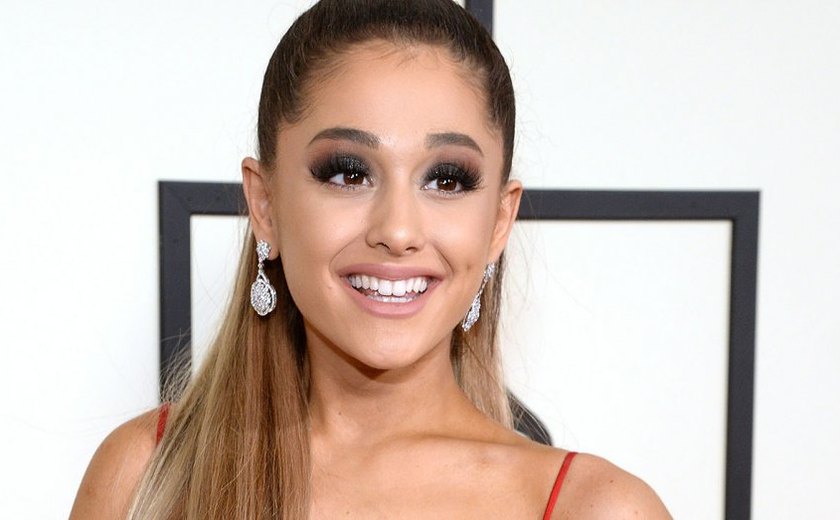 Ariana Grande lança primeira música após atentado em Manchester