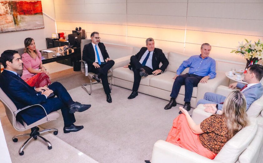 OAB/AL recebe visita do pré-candidato ao Governo de Alagoas Fernando Collor