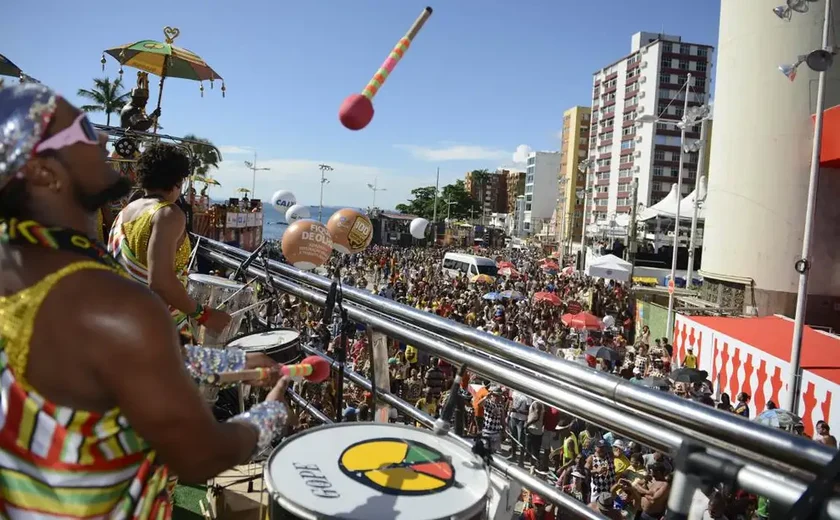 Carnaval além do trio: conheça dicas para curtir a folia em Salvador