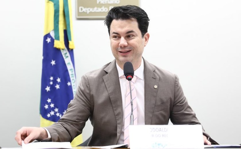 Projeto prevê exame de sangue para diagnóstico de Alzheimer no SUS