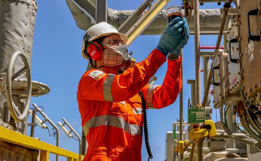 Empurrado pelo pré-sal, petróleo assume topo da pauta de exportações