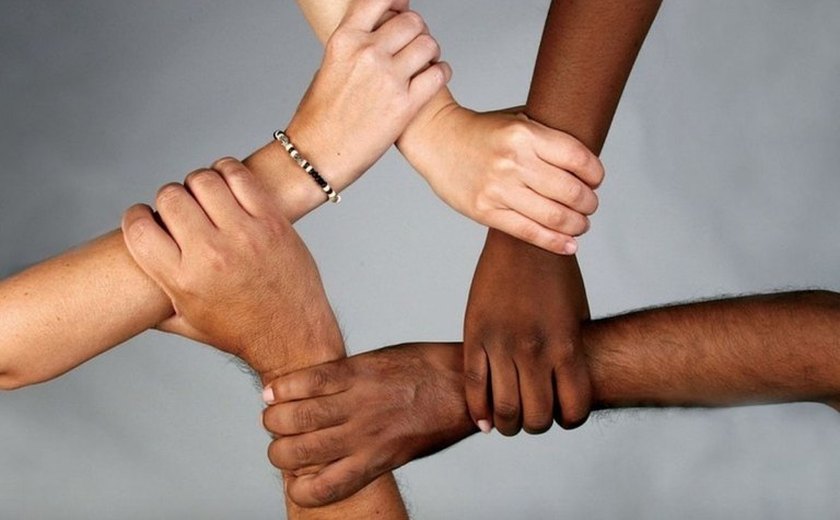Fórum em São Paulo discute igualdade racial no estado