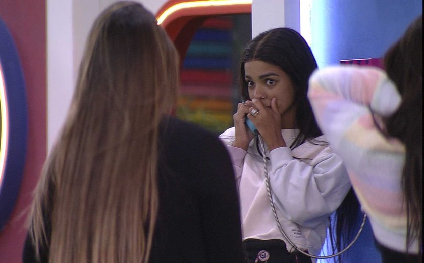 BBB 22: Brunna atende Big Fone e indica Gustavo para o paredão