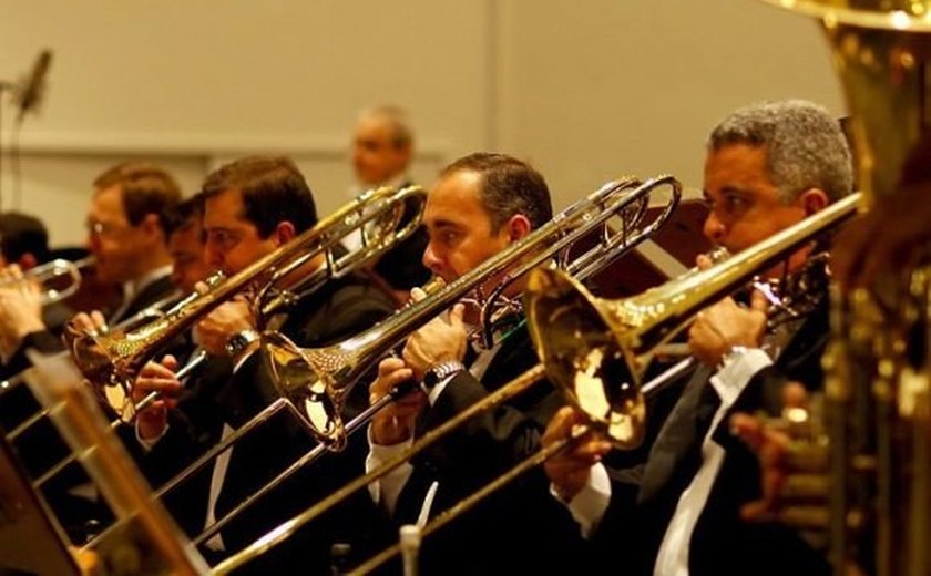 Sociedades musicais de Alagoas recebem instrumentos musicais