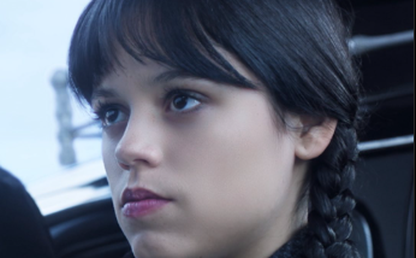 Netflix divulga vídeo inédito de bastidores da segunda temporada de 'Wandinha'