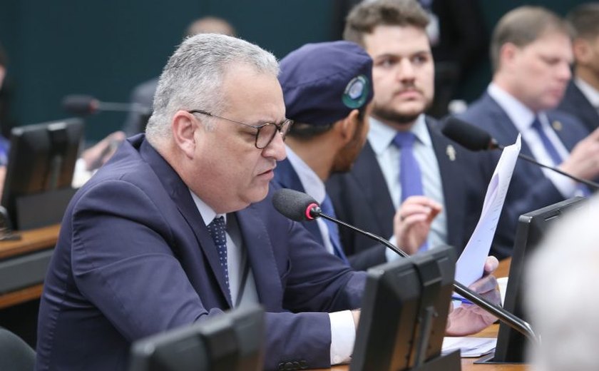 Comissão aprova projeto para proteger vítimas de crimes de divulgação de imagens íntimas