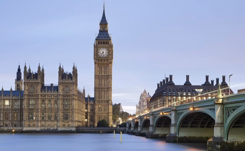 Lloyds tem queda de 7% no lucro do 1º trimestre; em Londres, ação cai quase 3%