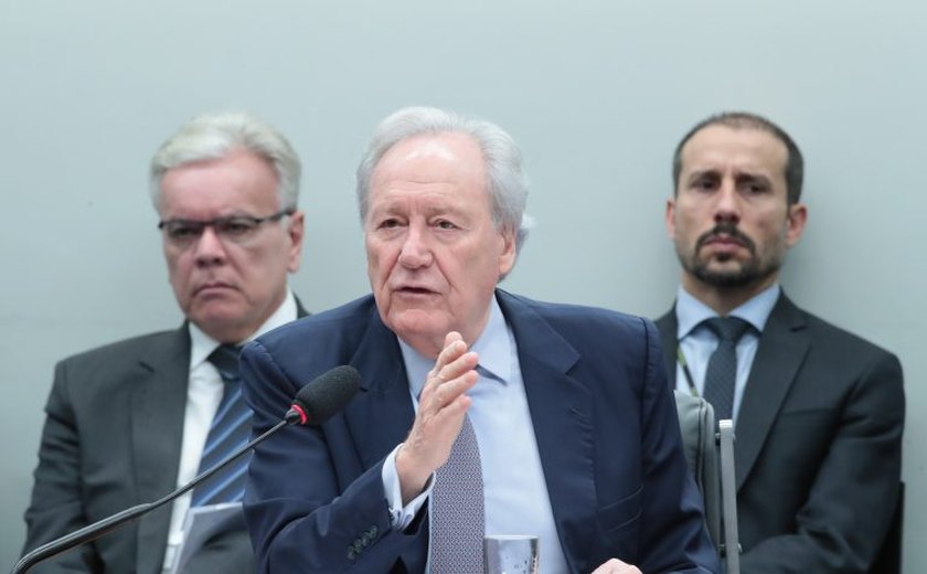 Comissão de Relações Exteriores convoca ministros para explicações sobre concessão de asilo