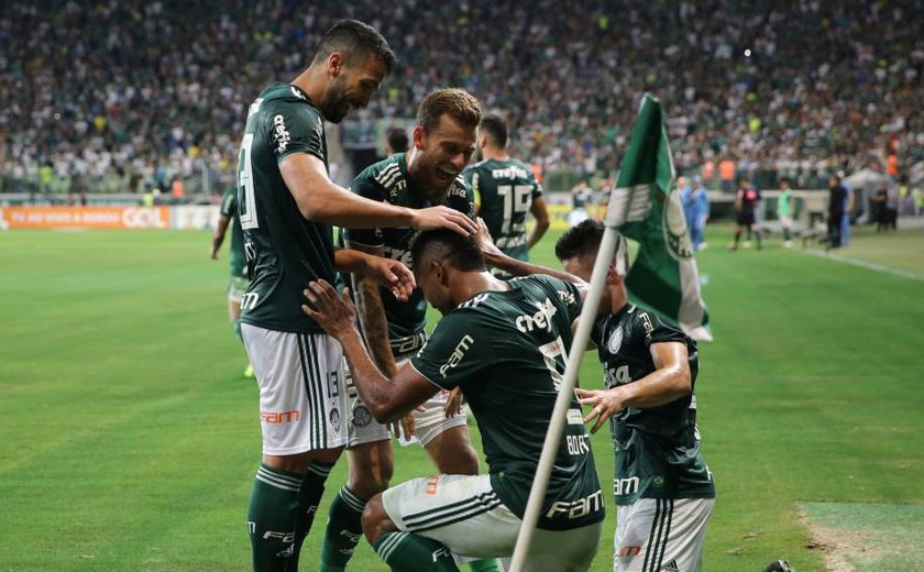 Palmeiras vence o Vasco no Rio e conquista o título brasileiro