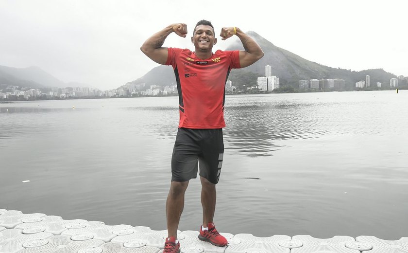 Isaquias Queiroz é campeão brasileiro de canoagem velocidade