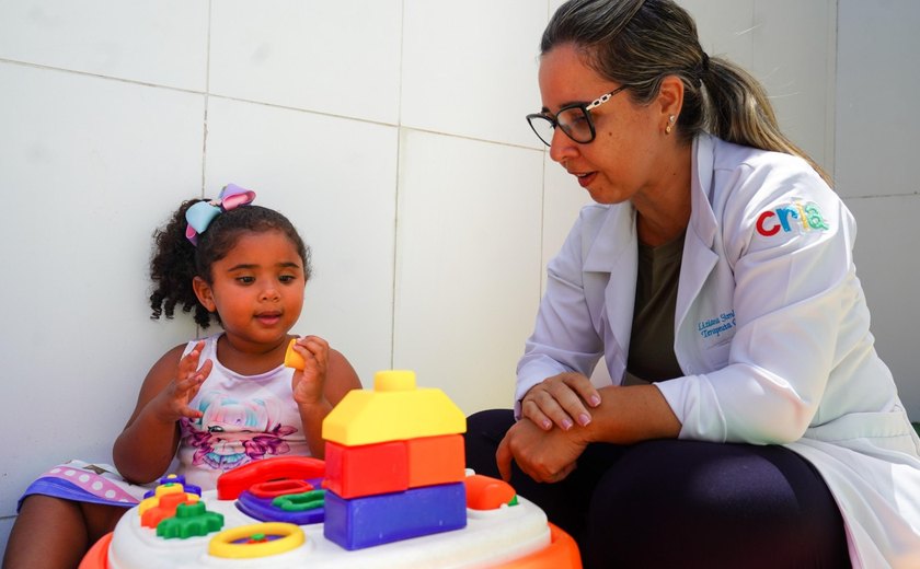 Pediatra do Hospital da Criança de Alagoas dá dicas para as compras de brinquedos infantis no Natal