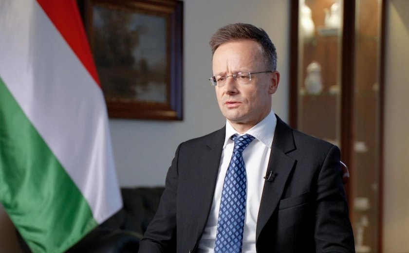 Zelensky ameaça 'rudemente' a Hungria após vários ataques à infraestrutura energética, diz chanceler