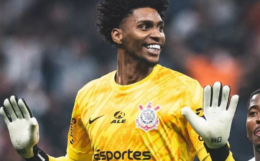 Hugo Souza se emociona em entrevista e se declara ao Corinthians: 'Oportunidade da minha vida'