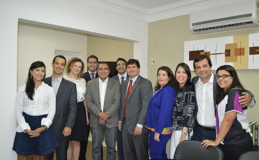 Defensoria Pública de Alagoas recebe a visita do Deputado Estadual Inácio Loiola