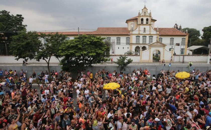 Prefeitura de SP coloca 400 agentes da CET para atender emergências com blocos