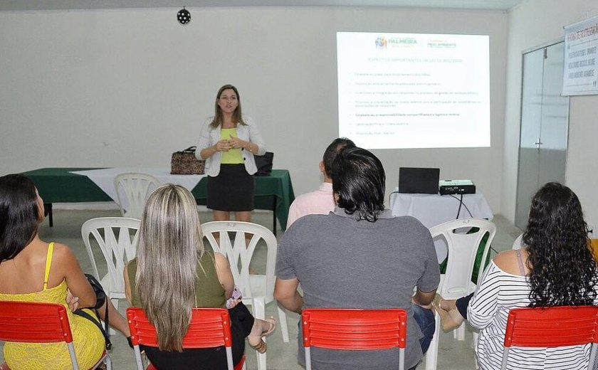Coleta Seletiva é tema em reunião da Prefeitura de Palmeira com empresários