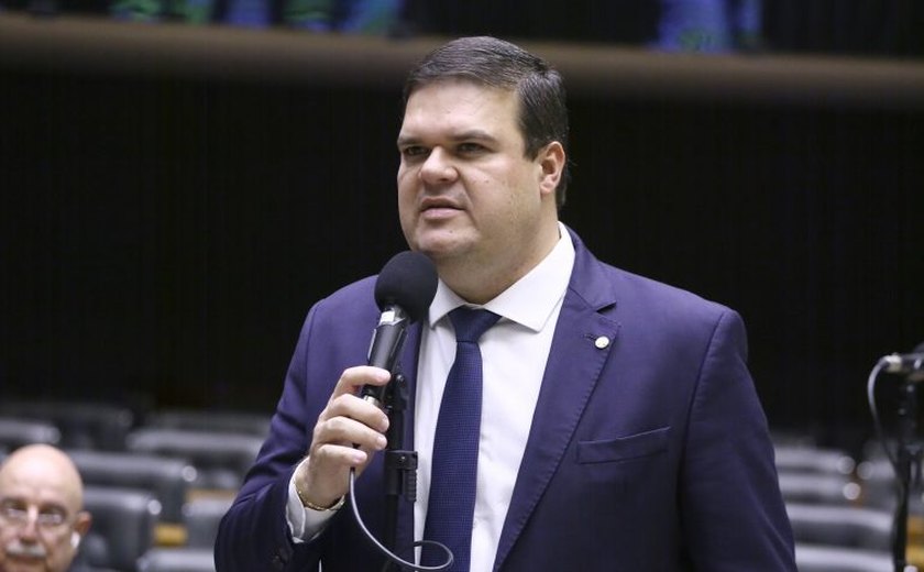 Comissão aprova projeto que inclui como princípio do SUS o combate à violência contra enfermeiros