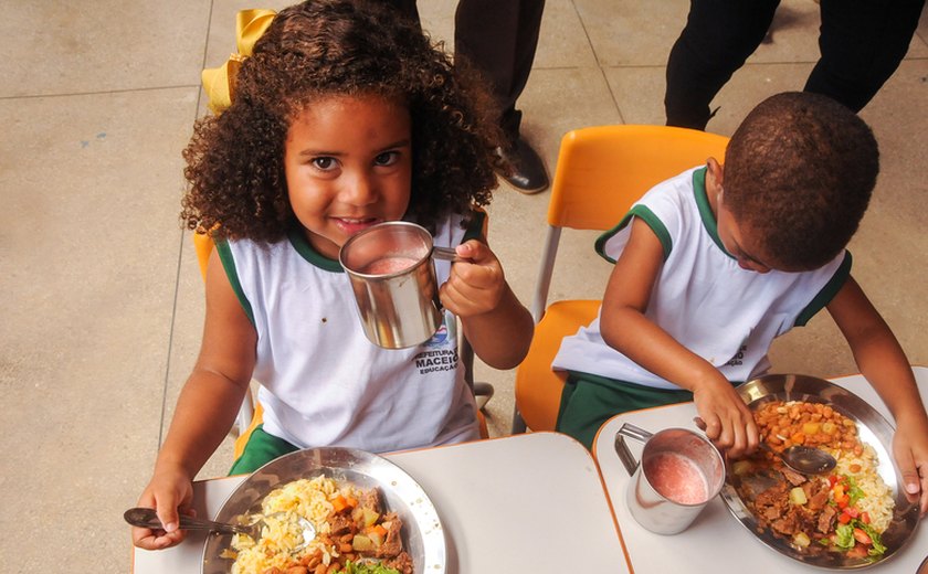 Educação realiza capacitação para novos merendeiros da rede municipal